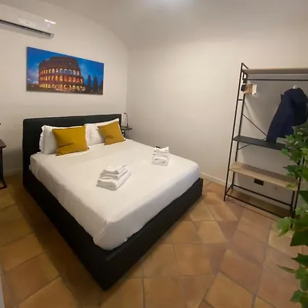 Cozy Colosseo Apartment Rome